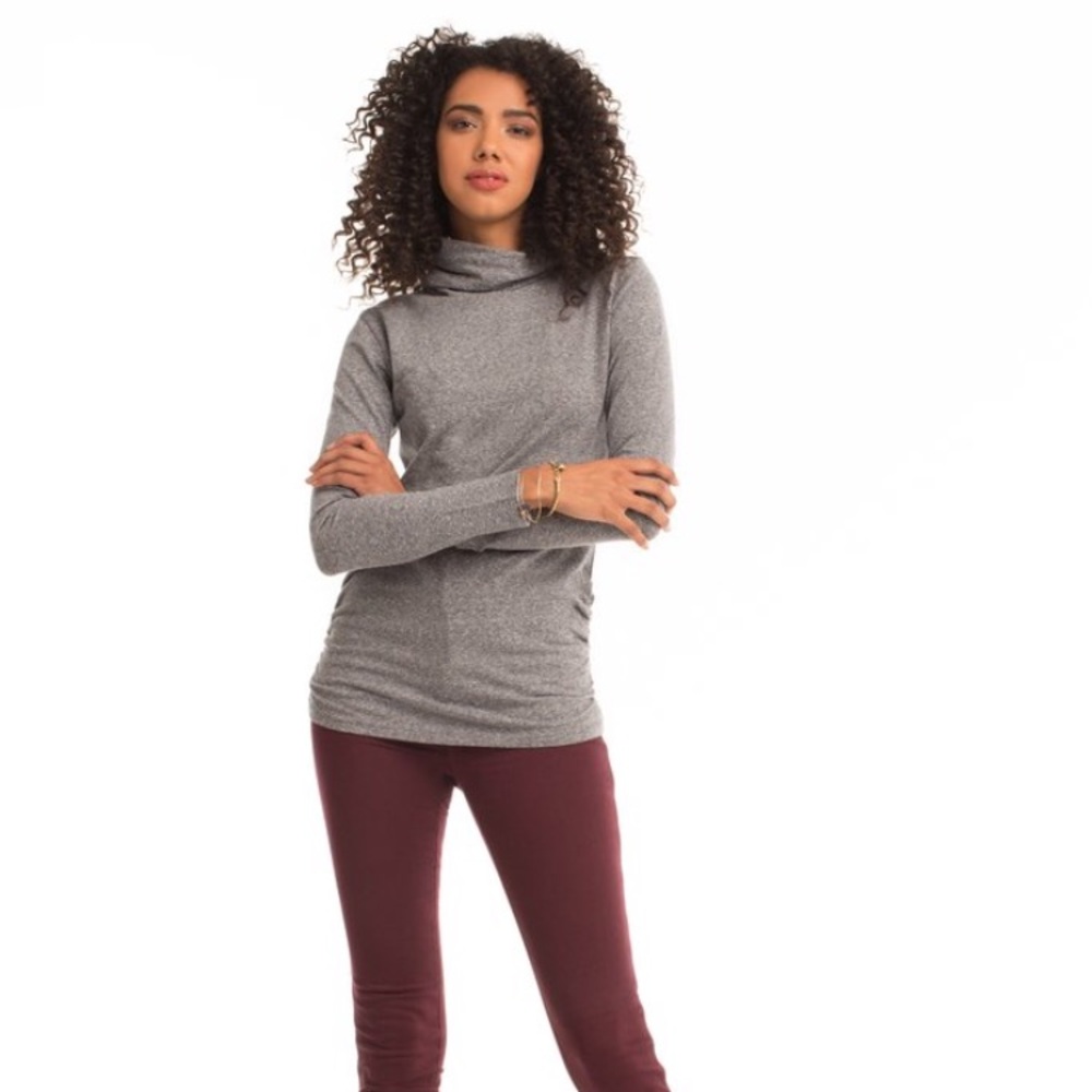 synergy organics chandler top in dress blues